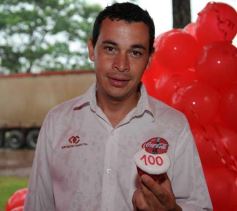 Foto de la galería: Coca Cola celebró en Posadas los 100 años de su envase de vidrio