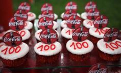 Foto de la galería: Coca Cola celebró en Posadas los 100 años de su envase de vidrio