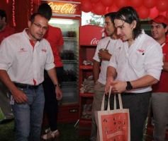 Foto de la galería: Coca Cola celebró en Posadas los 100 años de su envase de vidrio