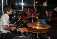 Foto de la galería: Cena, recital en vivo y mucha diversión