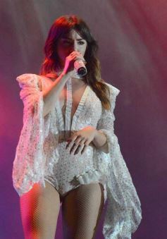 Foto de la galería: Los fuegos artificiales y luego el recital de Lali, inolvidable