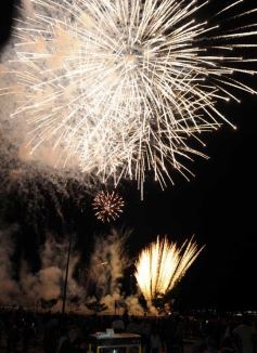 Foto de la galería: Los fuegos artificiales y luego el recital de Lali, inolvidable