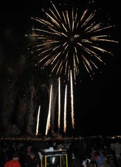 Foto de la galería: Los fuegos artificiales y luego el recital de Lali, inolvidable