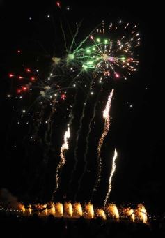 Foto de la galería: Los fuegos artificiales y luego el recital de Lali, inolvidable