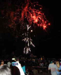 Foto de la galería: Los fuegos artificiales y luego el recital de Lali, inolvidable