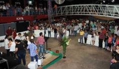 Foto de la galería: Fiesta de La Familia de la Iglesia 100 por ciento Libre