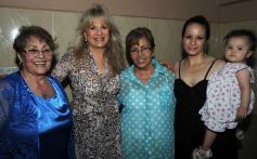 Foto de la galería: Los 70 años de Delia Sánchez