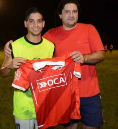 Foto de la galería: Futbolistas solidarios juntaron donaciones para un hogar de niños