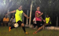 Foto de la galería: Futbolistas solidarios juntaron donaciones para un hogar de niños