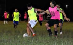 Foto de la galería: Futbolistas solidarios juntaron donaciones para un hogar de niños