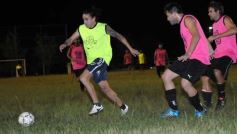 Foto de la galería: Futbolistas solidarios juntaron donaciones para un hogar de niños