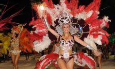 Sixto Fotografías. Sociedad. Carnavales Misioneros - Por sexta vez, la campeona provincial fue Imperial Samba Show