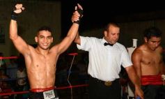 Sixto Fotografías. Deportes. Asociación Posadeña de Boxeo - Waly volvió a mostrar su jerarquía sobre el ring