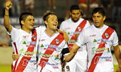 Sixto Fotografías. Deportes. B Nacional - La Franja consiguió su primera victoria en la B Nacional y por goleada!!!!