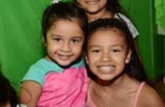 Sixto Fotografías. Sociedad. Cumpleaños - Los nueve años de Paula, con todos sus amores