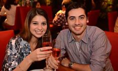 Sixto Fotografías. Sociedad. Noche de Sábado - Itakuá y su gran poder de convocatoria