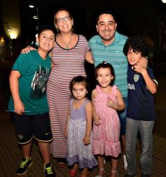 Foto de la galería: Música, alegría, brillo y color en el "Posadas celebra las Fiestas"