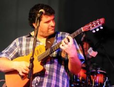 Foto de la galería: Música, alegría, brillo y color en el "Posadas celebra las Fiestas"