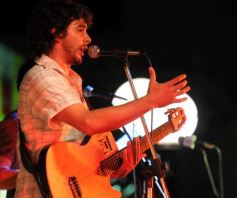 Foto de la galería: Música, alegría, brillo y color en el "Posadas celebra las Fiestas"