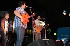 Foto de la galería: Música, alegría, brillo y color en el "Posadas celebra las Fiestas"
