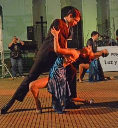 Foto de la galería: Música, alegría, brillo y color en el "Posadas celebra las Fiestas"