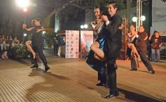 Foto de la galería: Música, alegría, brillo y color en el "Posadas celebra las Fiestas"