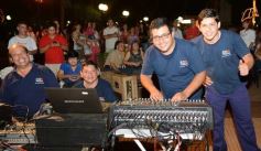 Foto de la galería: Música, alegría, brillo y color en el "Posadas celebra las Fiestas"