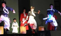 Foto de la galería: Música, alegría, brillo y color en el "Posadas celebra las Fiestas"