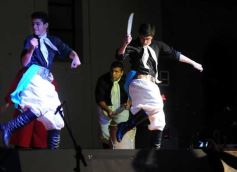 Foto de la galería: Música, alegría, brillo y color en el "Posadas celebra las Fiestas"