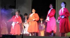 Foto de la galería: Música, alegría, brillo y color en el "Posadas celebra las Fiestas"