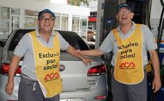 Foto de la galería: ¿Quién dijo que Posadas estaba desierta? la recorrida de siempre, con muchas caras conocidas