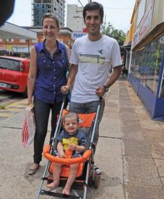 Foto de la galería: ¿Quién dijo que Posadas estaba desierta? la recorrida de siempre, con muchas caras conocidas