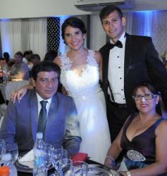 Foto de la galería: Estefanía y Gabriel, una historia de amor que terminó en el altar