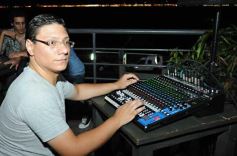 Foto de la galería: Muchos amigos eligieron la costanera para doblegar al calor