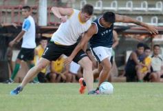 Foto de la galería: Guaraní derrotó a El Brete en su primer amistoso de la pretemporada