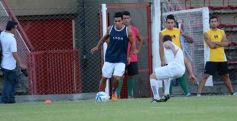 Foto de la galería: Guaraní derrotó a El Brete en su primer amistoso de la pretemporada