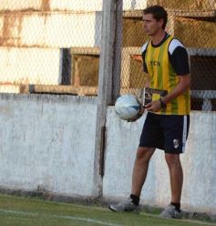 Foto de la galería: Guaraní derrotó a El Brete en su primer amistoso de la pretemporada