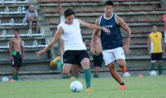 Foto de la galería: Guaraní derrotó a El Brete en su primer amistoso de la pretemporada