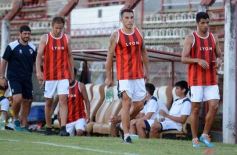 Foto de la galería: Guaraní derrotó a El Brete en su primer amistoso de la pretemporada