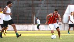 Foto de la galería: Guaraní derrotó a El Brete en su primer amistoso de la pretemporada