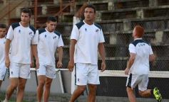 Foto de la galería: Guaraní derrotó a El Brete en su primer amistoso de la pretemporada