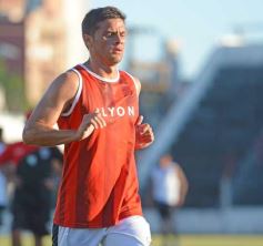Foto de la galería: Guaraní derrotó a El Brete en su primer amistoso de la pretemporada
