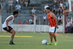 Foto de la galería: Guaraní derrotó a El Brete en su primer amistoso de la pretemporada