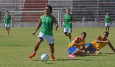 Foto de la galería: Guaraní y Mitre reeditaron un viejo clásico: terminó 3 a 3