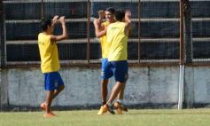 Foto de la galería: Guaraní y Mitre reeditaron un viejo clásico: terminó 3 a 3