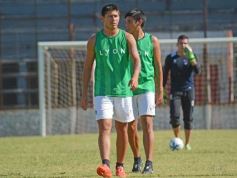 Foto de la galería: Guaraní y Mitre reeditaron un viejo clásico: terminó 3 a 3