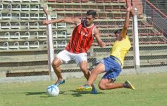 Foto de la galería: Guaraní y Mitre reeditaron un viejo clásico: terminó 3 a 3