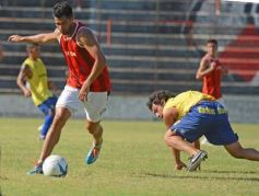 Foto de la galería: Guaraní y Mitre reeditaron un viejo clásico: terminó 3 a 3