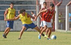Foto de la galería: Guaraní y Mitre reeditaron un viejo clásico: terminó 3 a 3