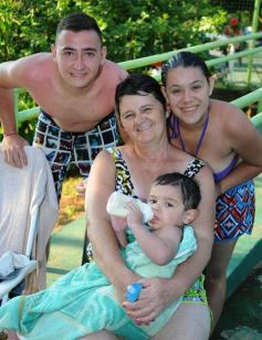 Foto de la galería: Show musical en la pileta del Iplyc